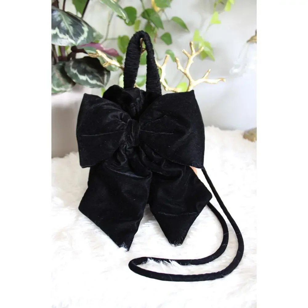 Free people Black  velvet  Bow  bag